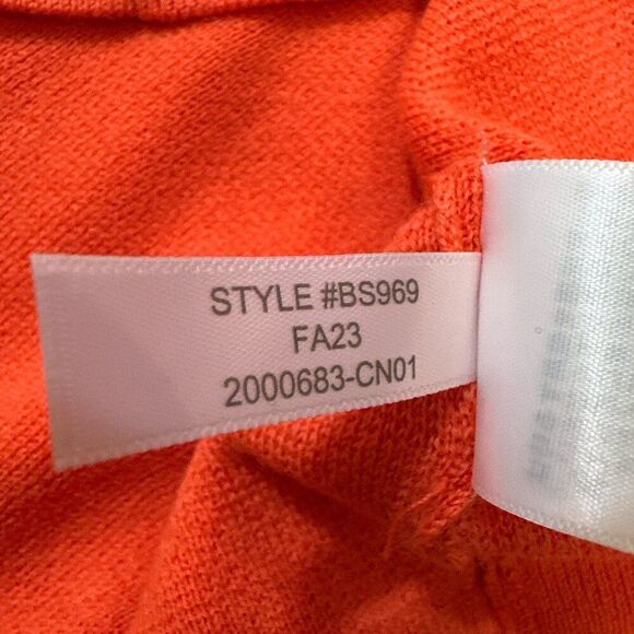 J. Crew Merino Wool Sweater Vest Women's sz M Preppy Classic Timeless - Picture 9 of 10